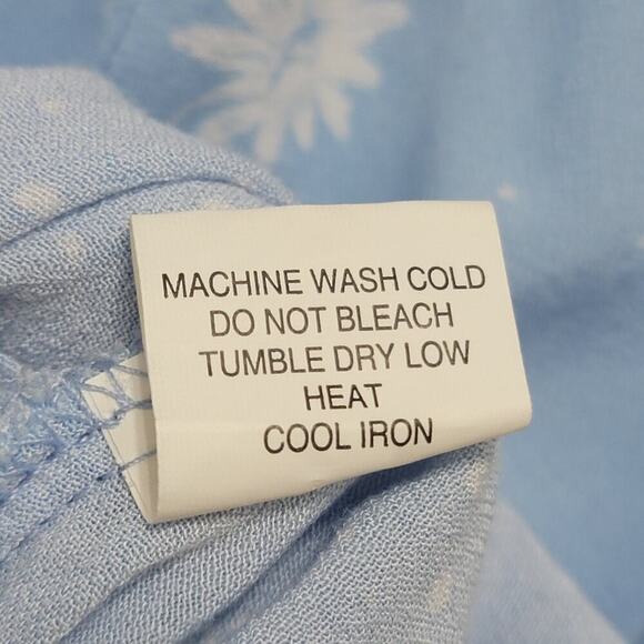 LA Hearts Wrap Crop Flutter Sleeve Ditzy Blue XS 488 - Picture 8 of 10